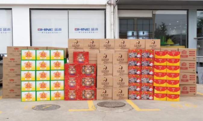 小年至 年味濃！關(guān)懷備至，濃濃溫情暖人心